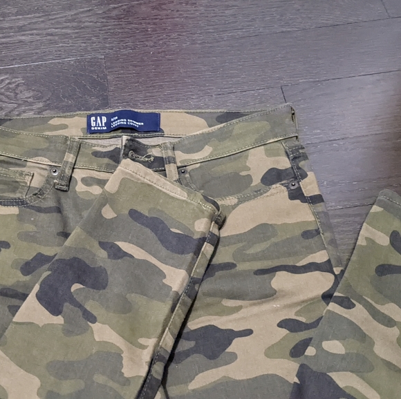 GAP Camo Denim Leggings Size 2/26 - Picture 3 of 4